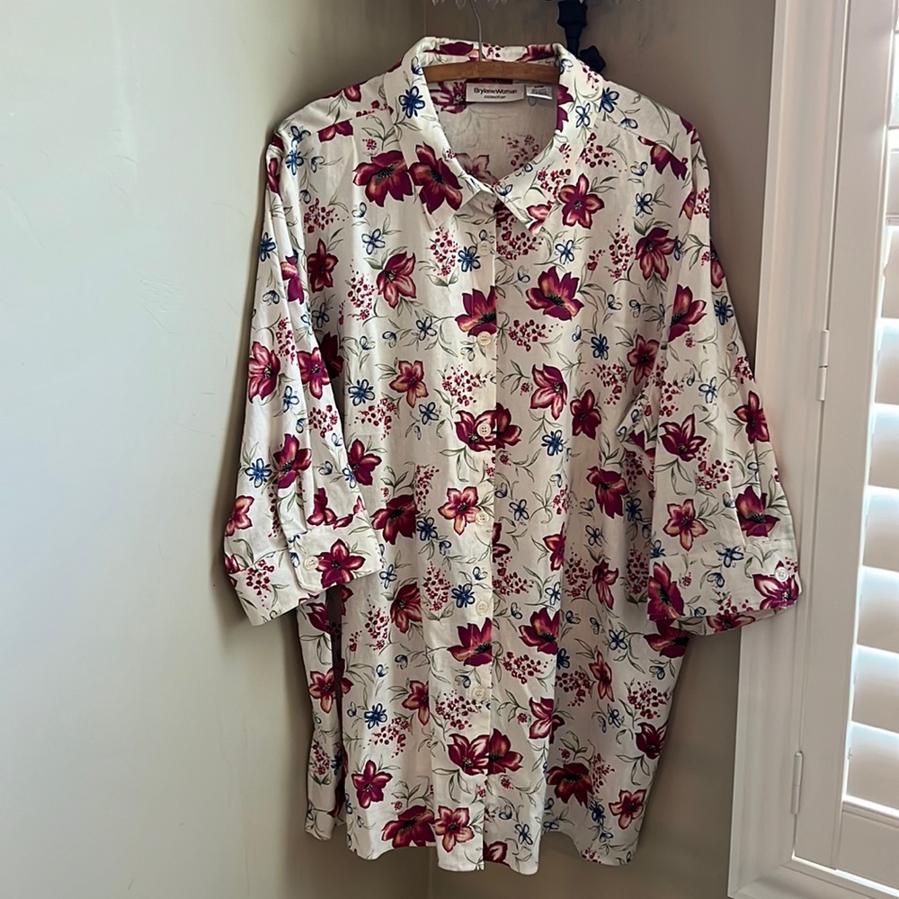 ✨ 4 for $20 ✨ Brylane Woman 22W  button down top